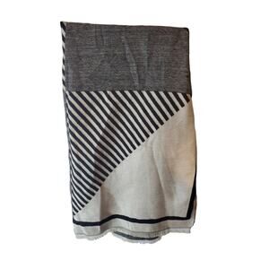 Vince Camuto Black/Beige Scarf, NWT